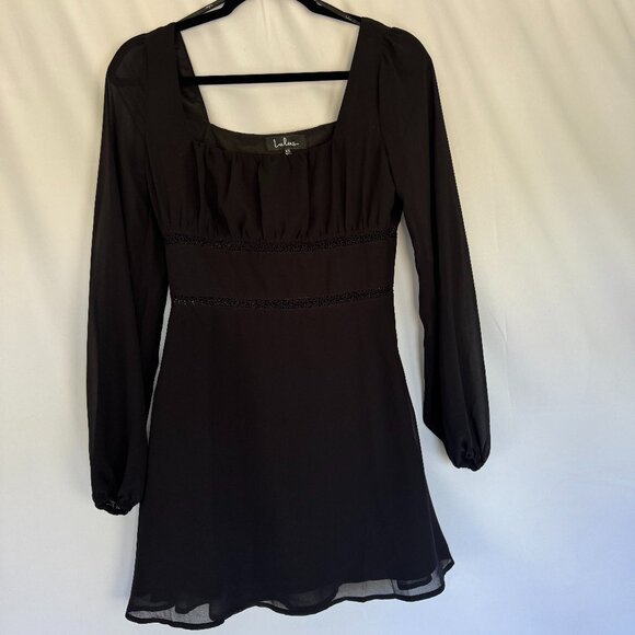 Lulus Dresses & Skirts - Lulus Black Babydoll Dress XS waist with design flare skirt lined - 0405
